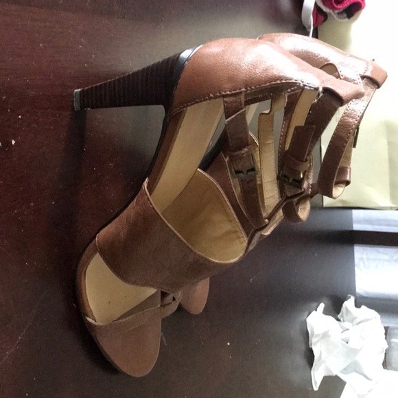 Nine West heels - Picture 2 of 3